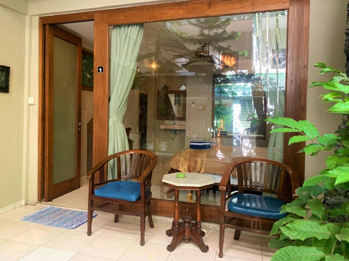 Sus Beach Cottages 1 Bali Exterior foto
