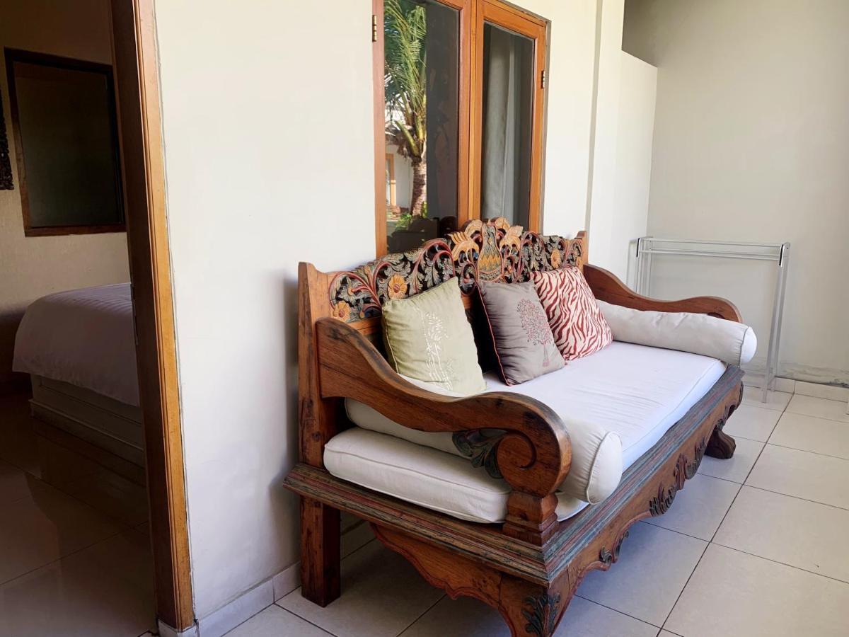 Sus Beach Cottages 1 Bali Exterior foto